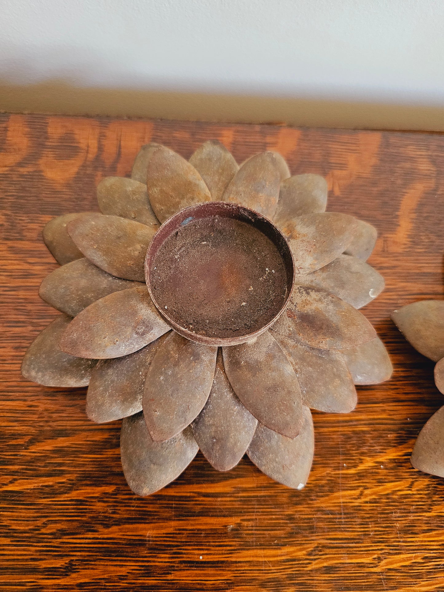 Vintage Metal Lotus Flower Tealight Candle Holders (Set of 2) Rustic Farmhouse Decor