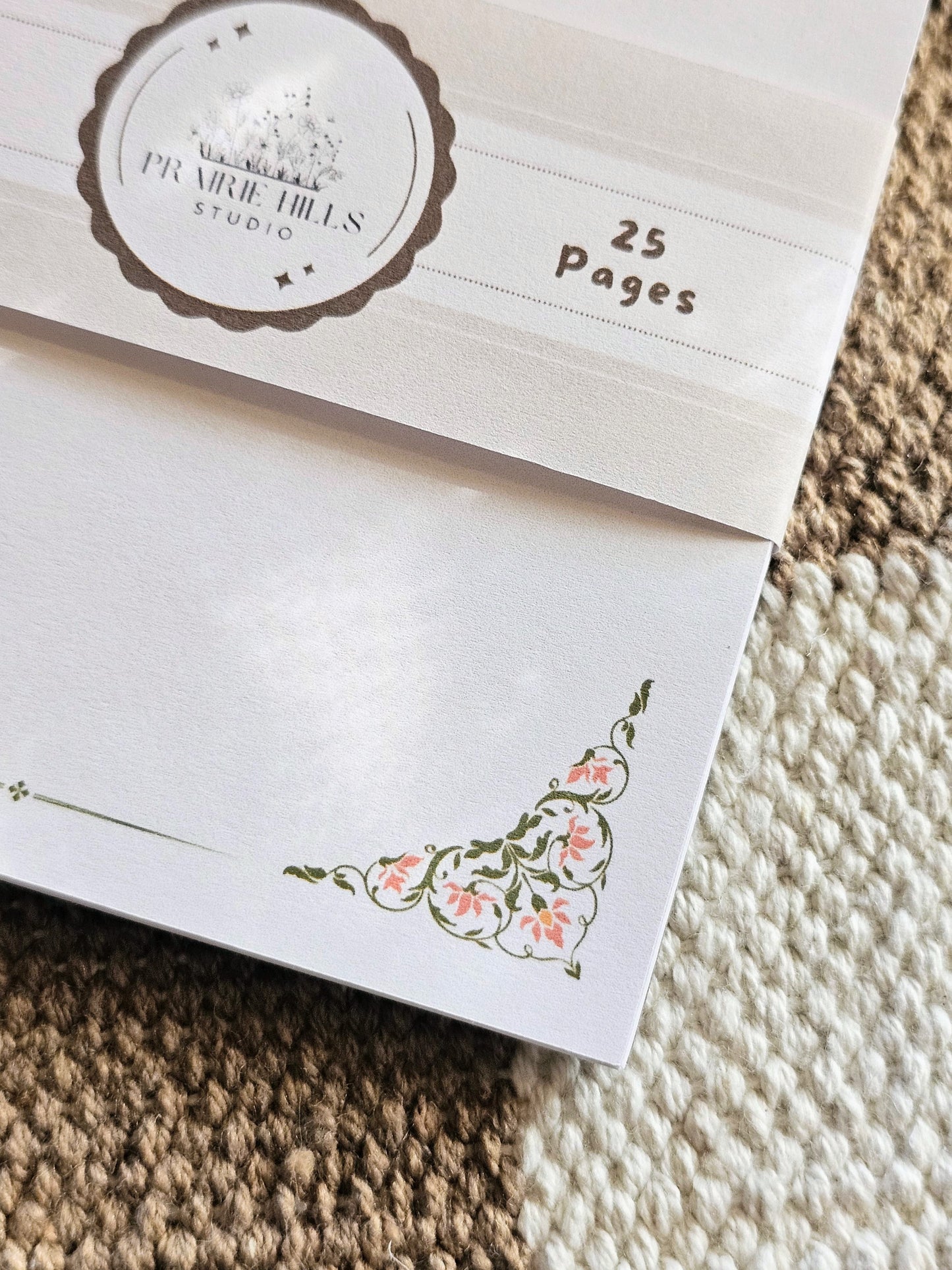 Vintage-Style Medium Floral Notepad