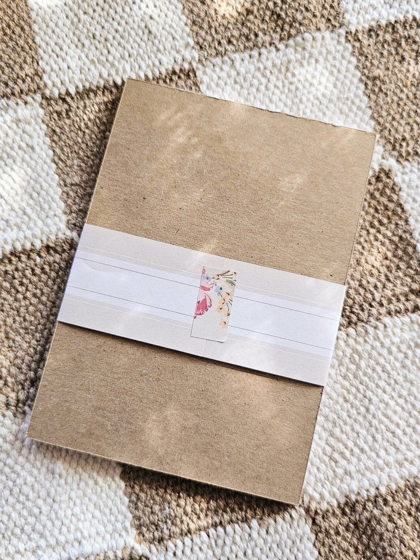 Vintage-Style Medium Floral Notepad
