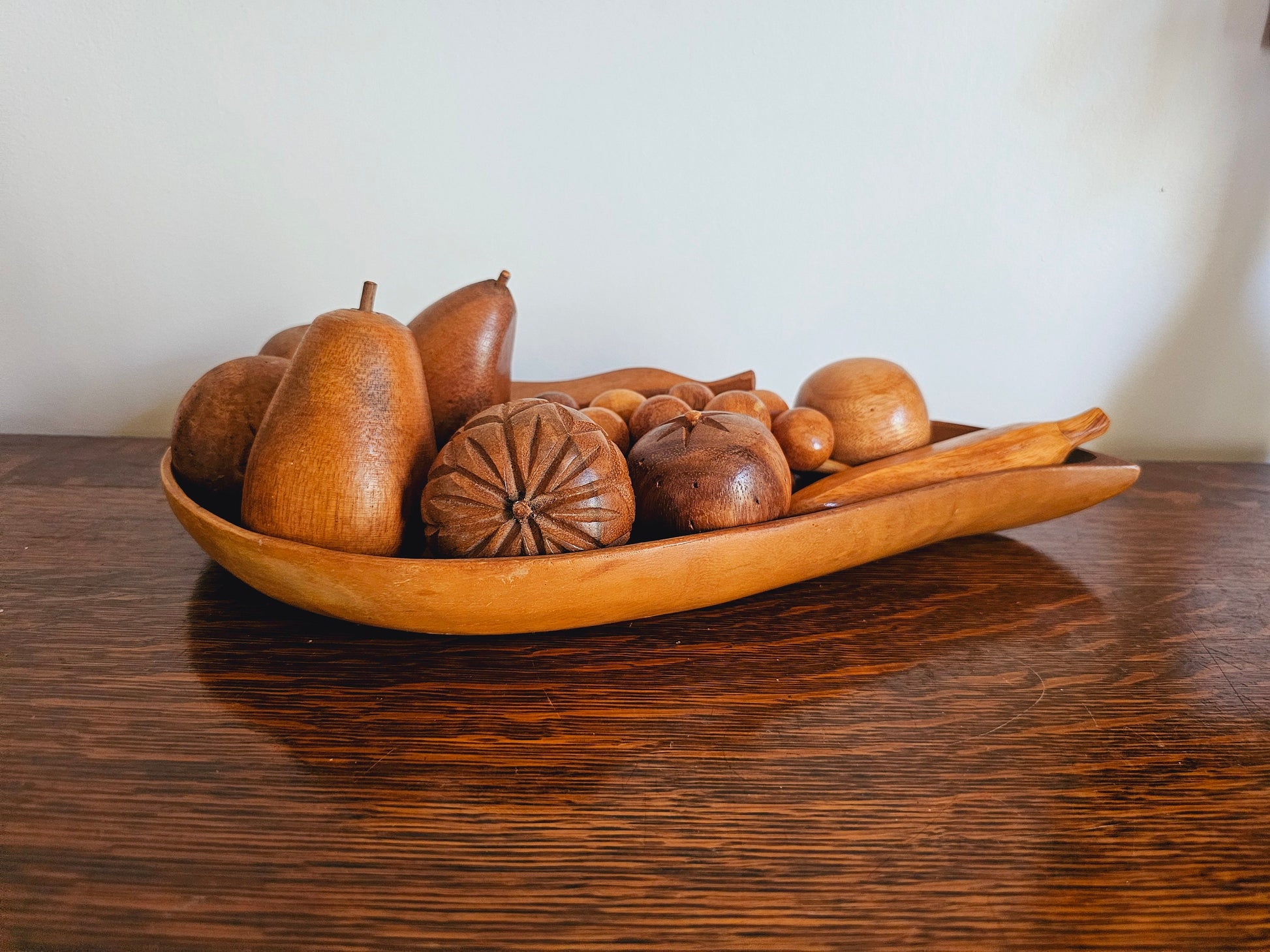 Vintage Mid Century Modern Wooden Fruit Bowl Sculpture, Wood Fruit Art, Arrangeable Art, Wooden Decor, Boho Decor, Faux Fruit Centerpiece